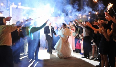 A South Louisiana Wedding with Sparklers!